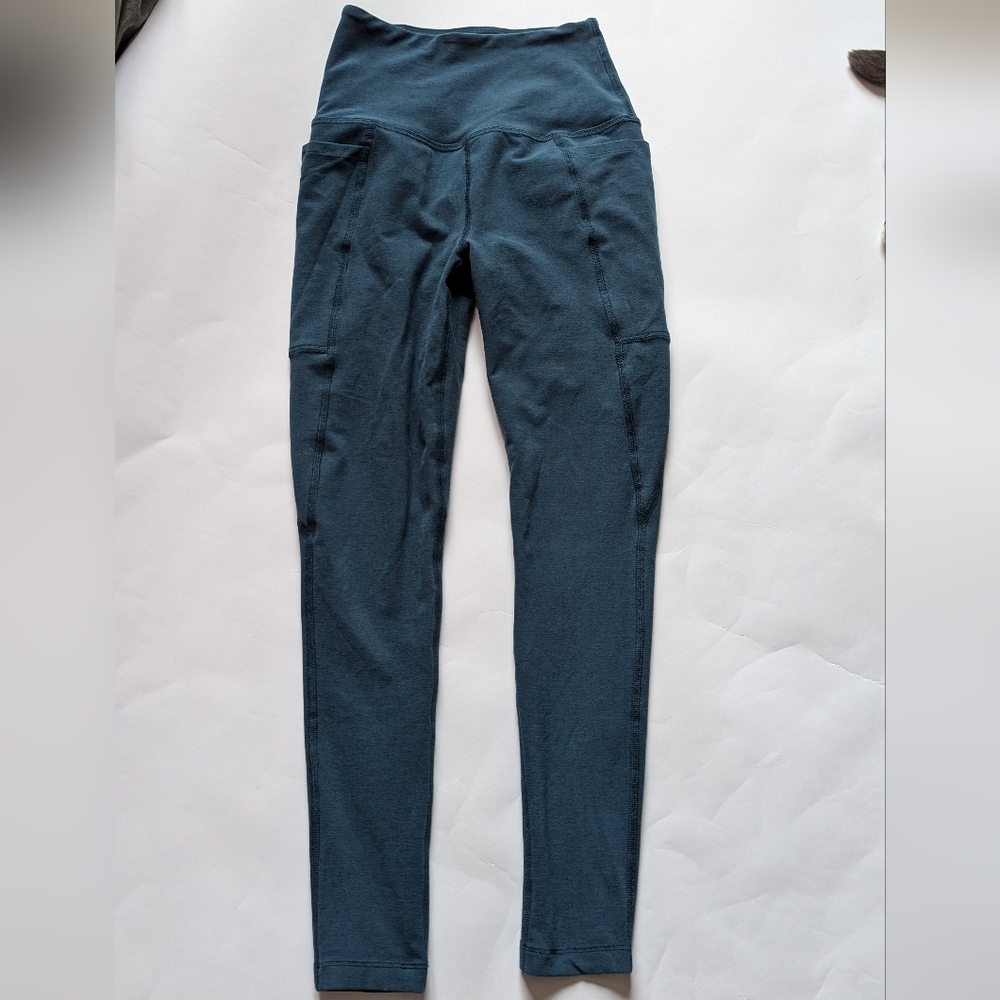 Beyond Yoga Midi Pocket Leggings - Small - Turquoise